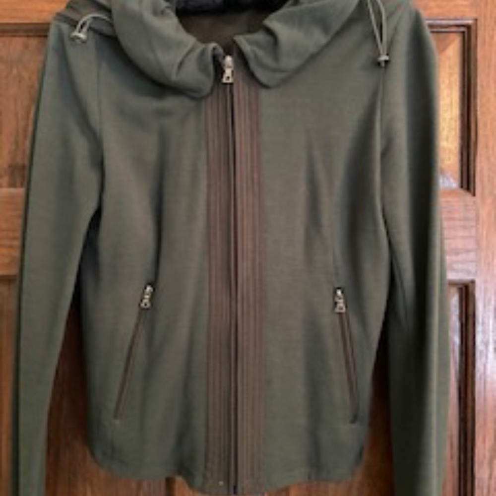Elie Tahari wool front zip jacket